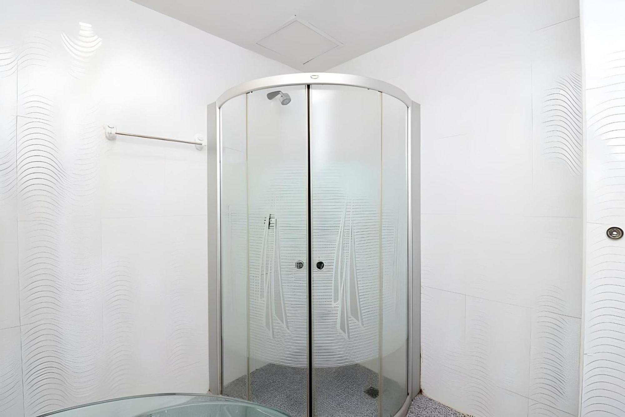 Diamond Residence Silom Bangkok Ngoại thất bức ảnh
