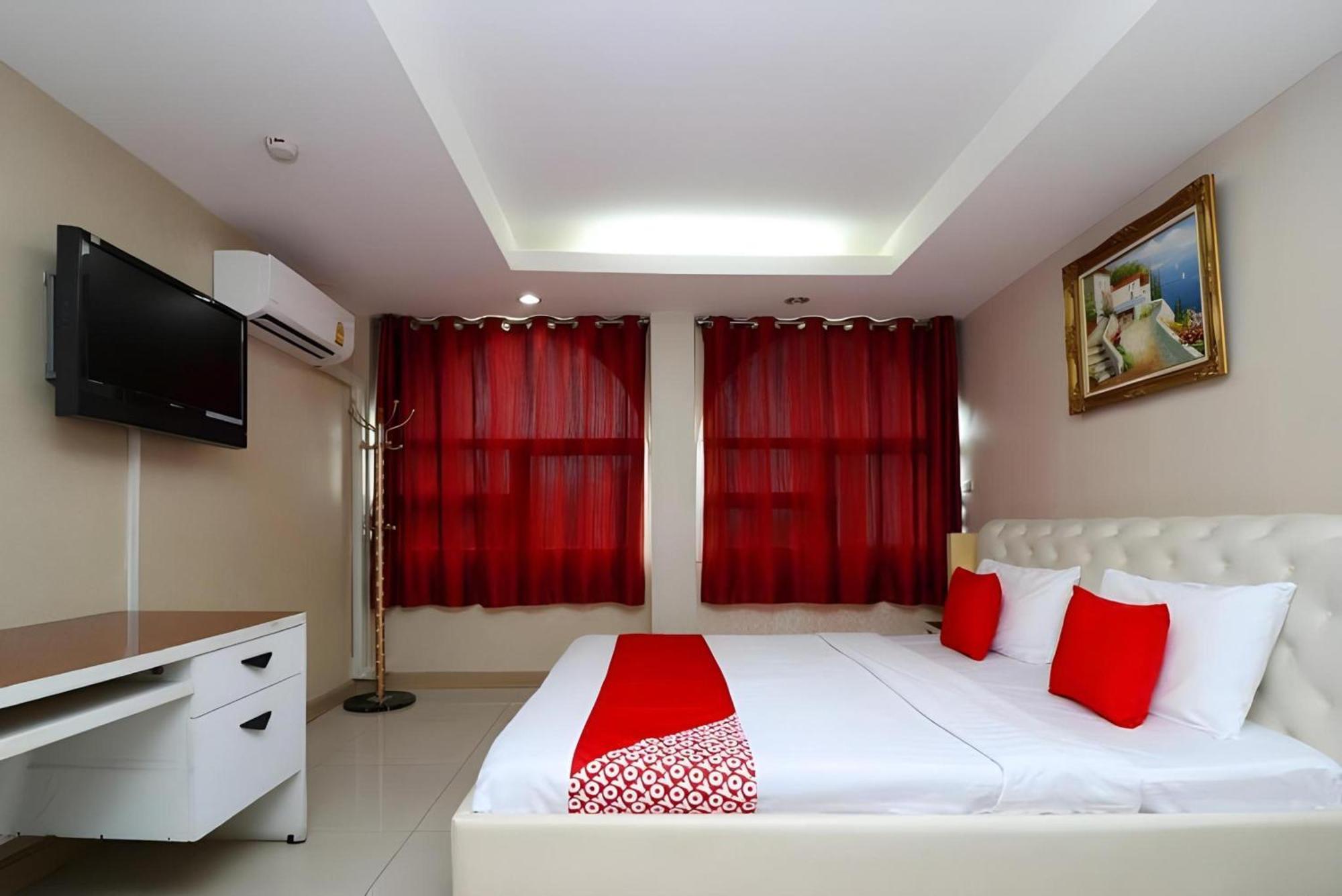 Diamond Residence Silom Bangkok Ngoại thất bức ảnh
